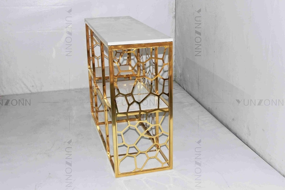 Lemari Penyimpanan Desain Ukiran Pola Berongga Rak Berlapis Emas Marmer