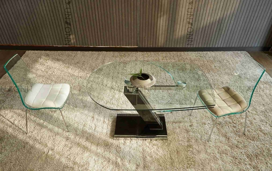 Meja Makan Atas Berputar Berbentuk Tidak Beraturan Menghemat Ruang Untuk Ruang Makan