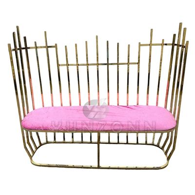 Harga yang bagus Sofa Cinta dengan Sandaran Tinggi Gaya Mewah Kerajaan dengan Paku Emas - Sofa Pernikahan Chesterfield Modern on line